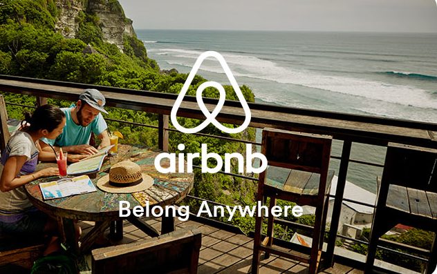 La CNMC da la razón a Airbnb: los intermediarios no deben dar datos tributarios.